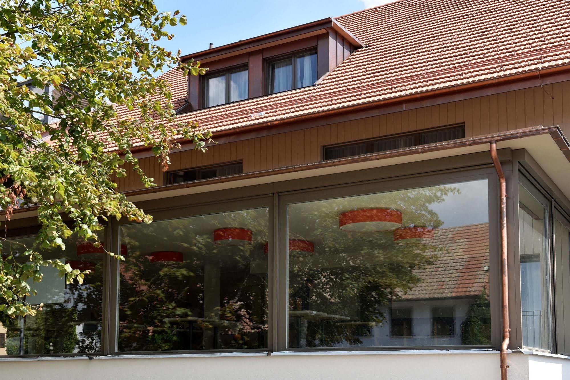 Landgasthof Kreuz - Der Zwischenstopp Mit Herz Auf Dem Weg In Den Suede Kappel bei Olten מראה חיצוני תמונה